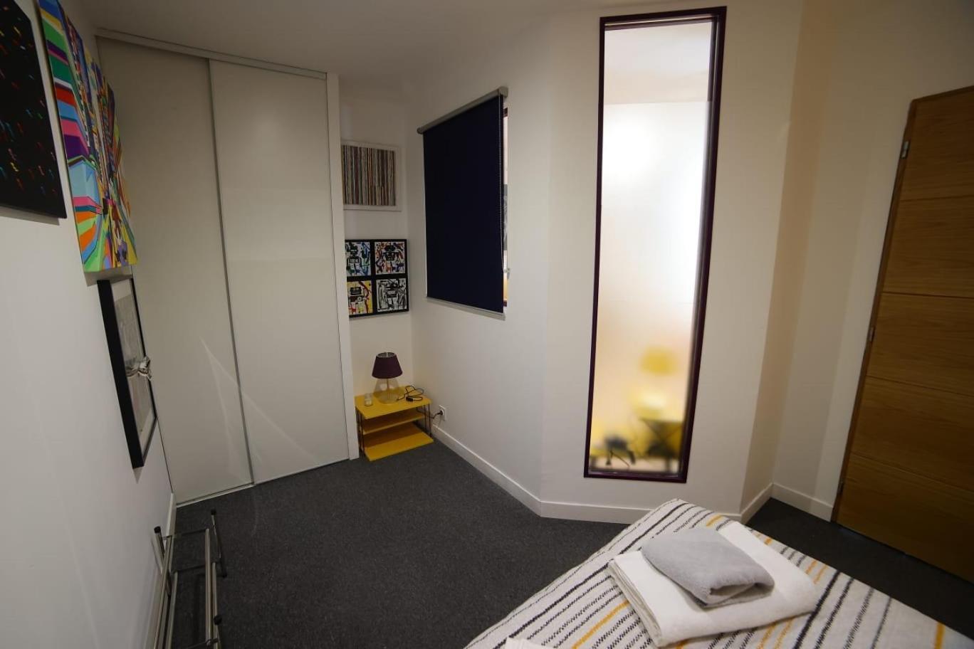 Pop Appart Appartement Artiste Configure En Galerie Dart A 200 M Du Centre Ville Avec Parking Prive Et Securise Gratuit Dans Copropriete Авіньйон Екстер'єр фото