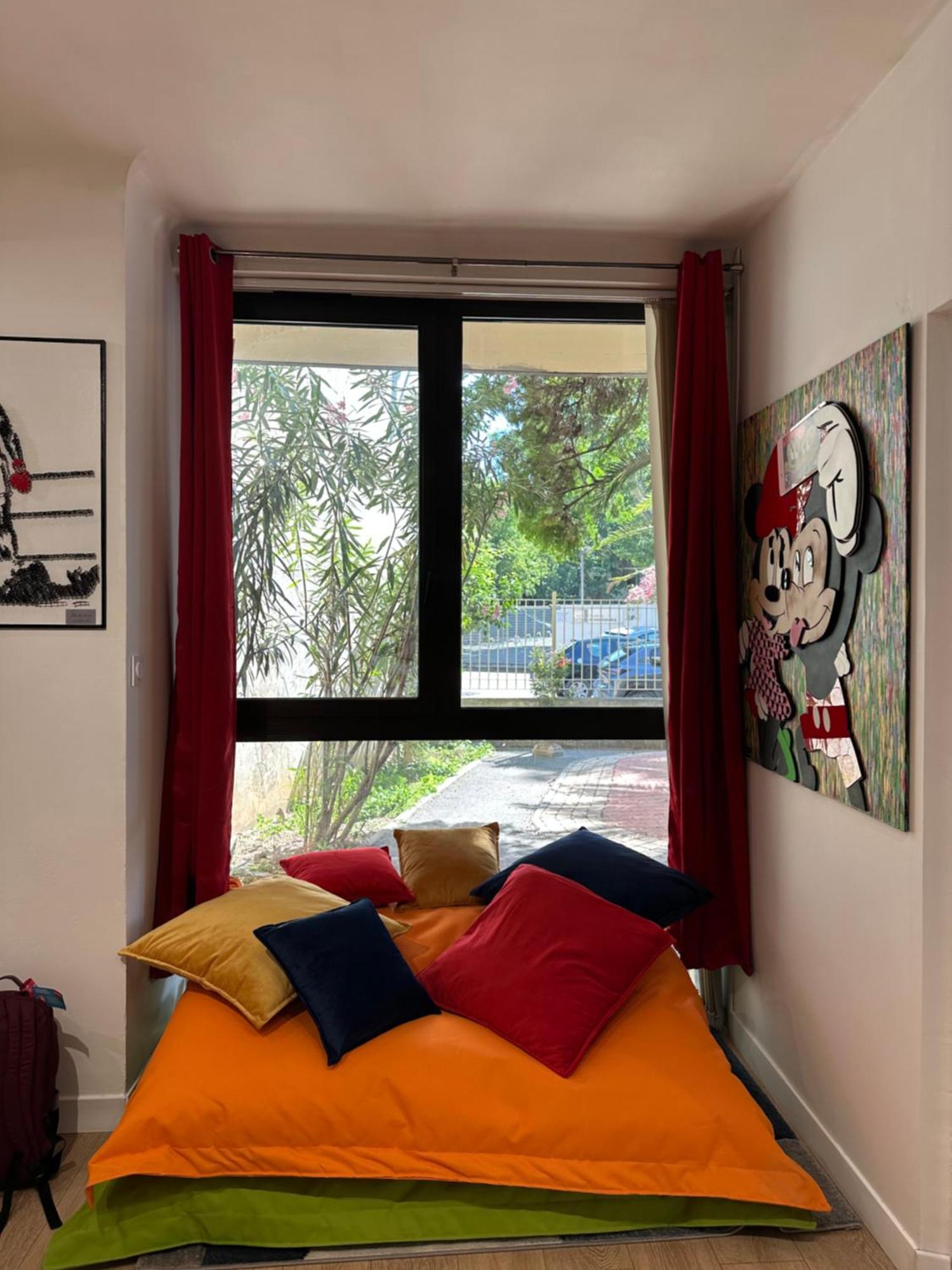 Pop Appart Appartement Artiste Configure En Galerie Dart A 200 M Du Centre Ville Avec Parking Prive Et Securise Gratuit Dans Copropriete Авіньйон Екстер'єр фото